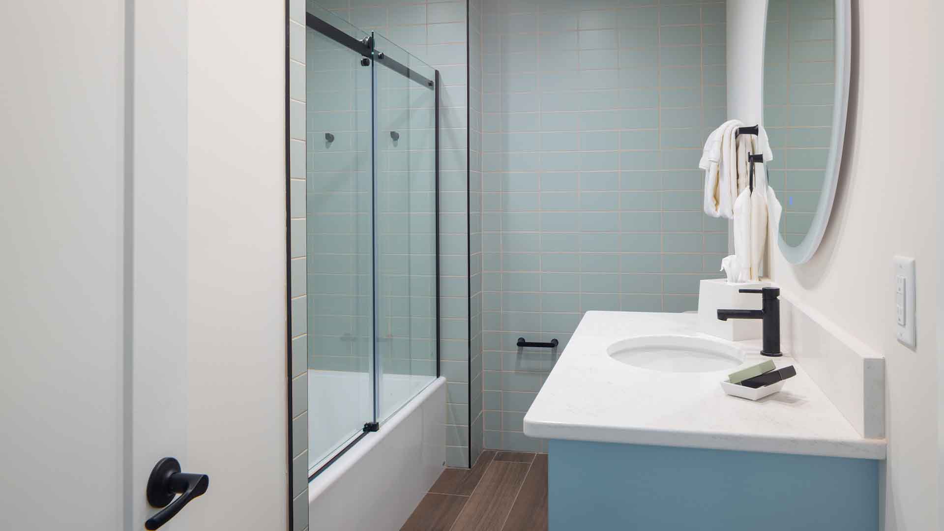 OH_Rooms_2BR_Suite_4