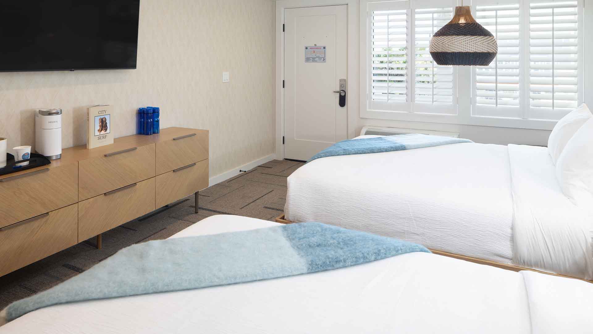OH_Rooms_Deluxe_Dble-Qn_3